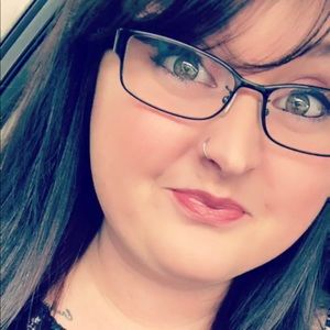 Meet your Posher, Erika